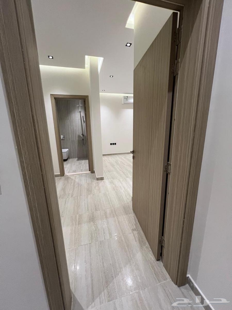 فيلا 3 غرف في الندوة 5