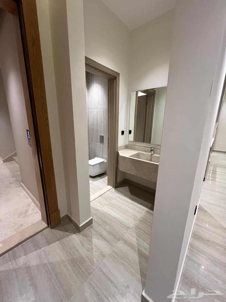 فيلا 3 غرف في الندوة 8