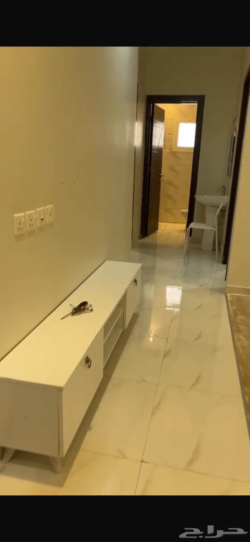 شقة 4 غرف في الجنادرية 6