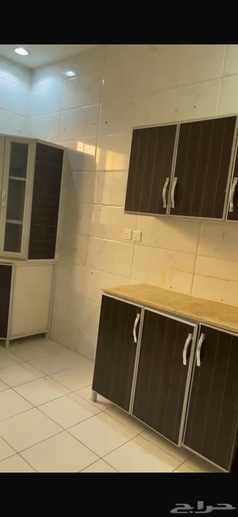 شقة 4 غرف في الجنادرية 7