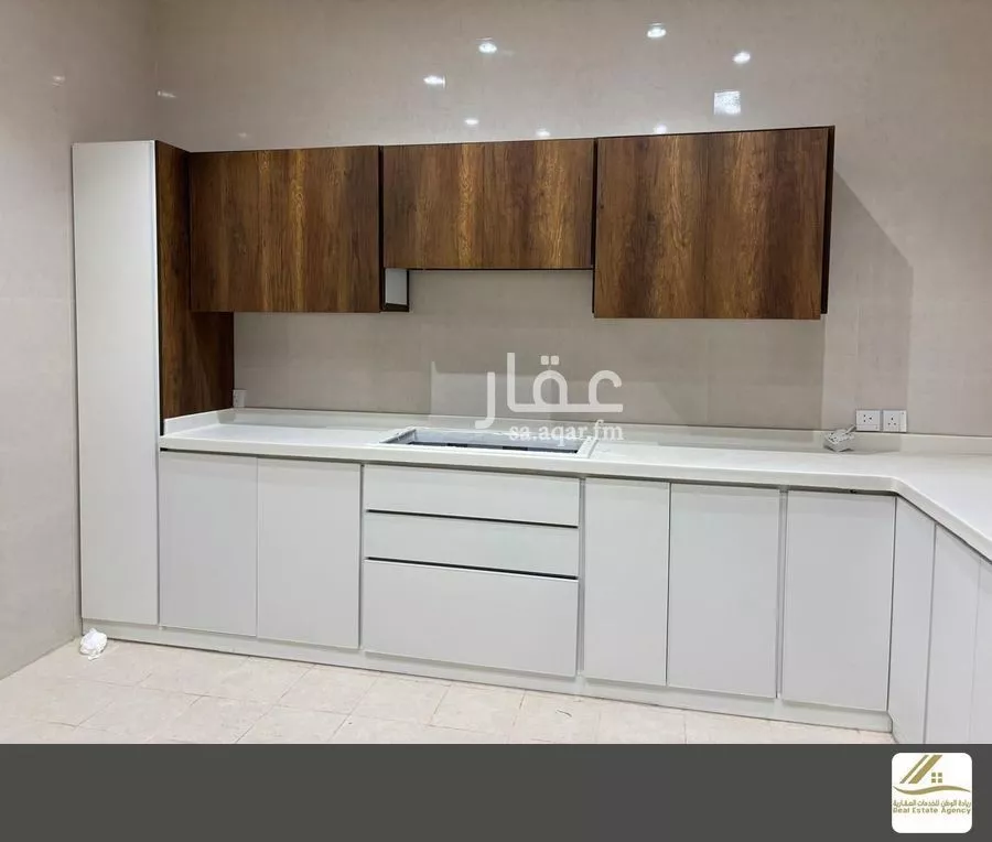 شقة 3 غرف في الزمرد 8