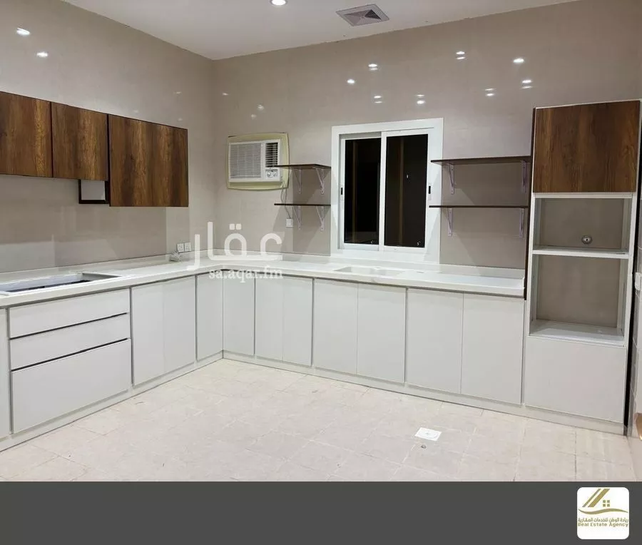 شقة 3 غرف في الزمرد 9