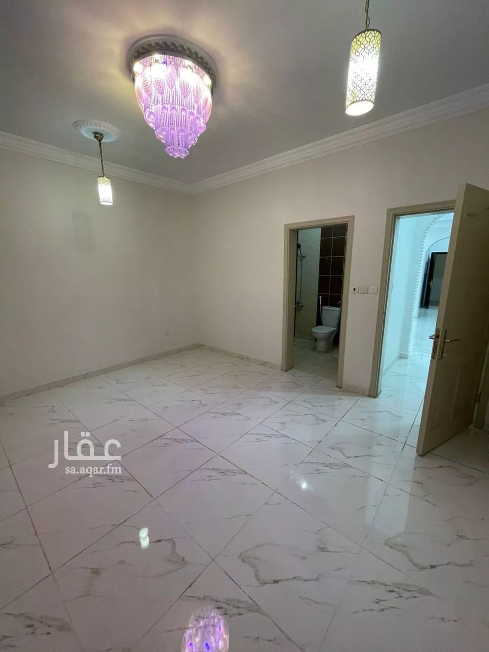 شقة 4 غرف في الواحة 15