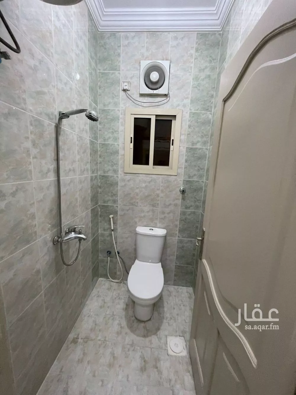 شقة 4 غرف في الواحة 7