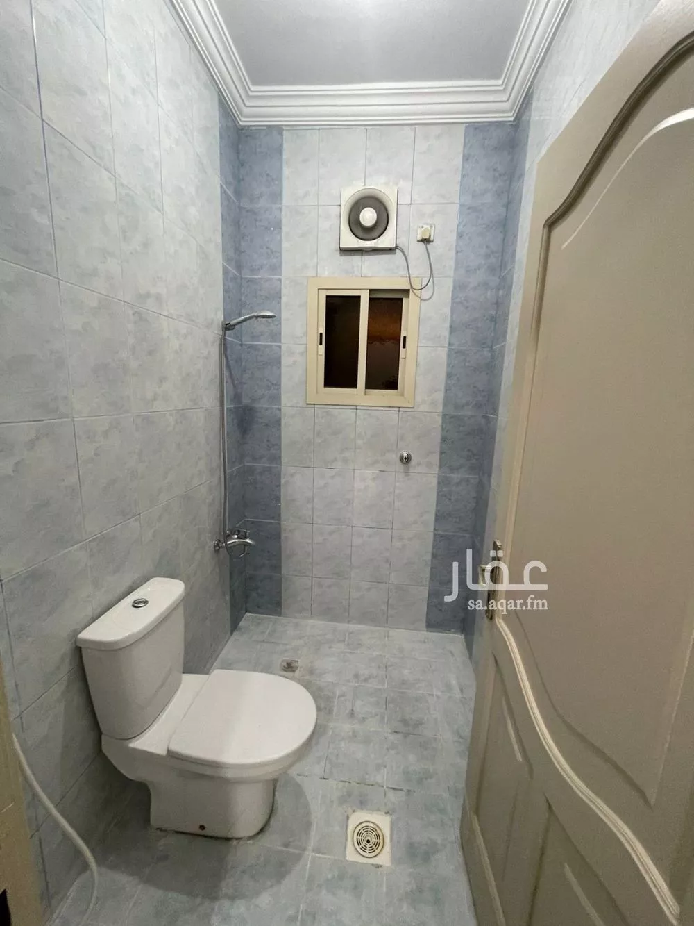 شقة 4 غرف في الواحة 9