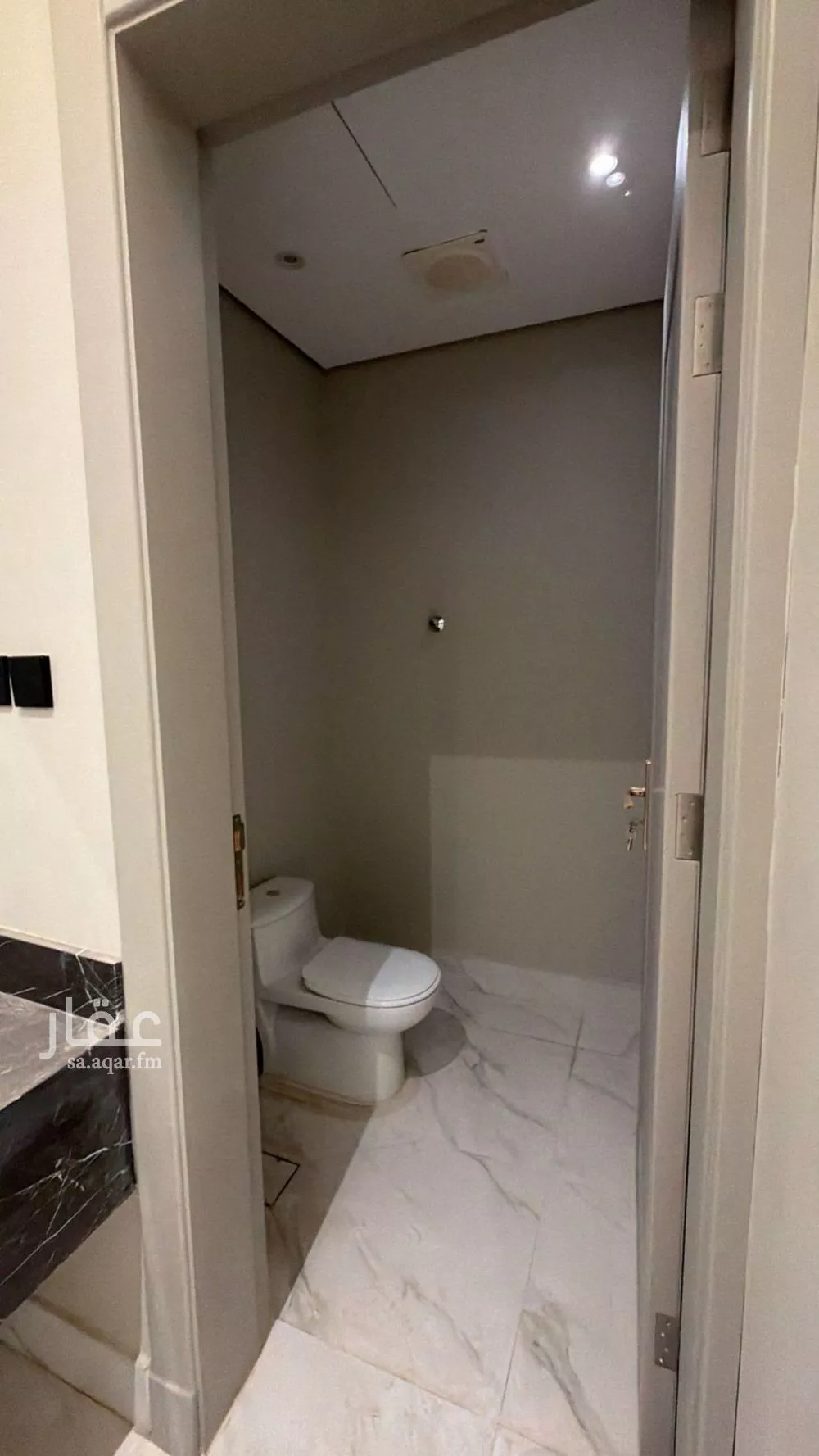 دور 5 غرف في العارض 15