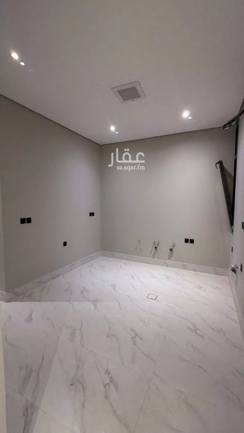 دور 5 غرف في العارض 4