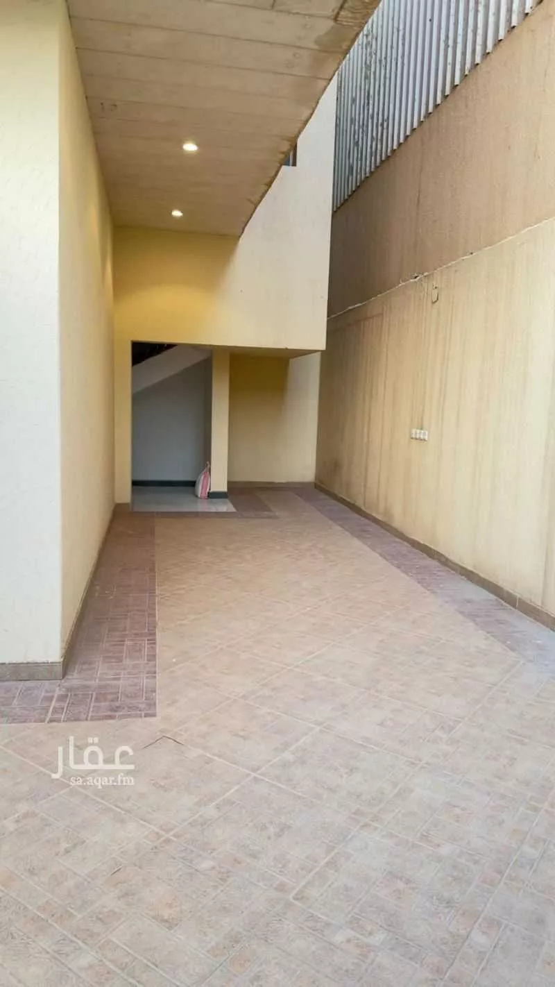 دور 5 غرف في غرناطة 2