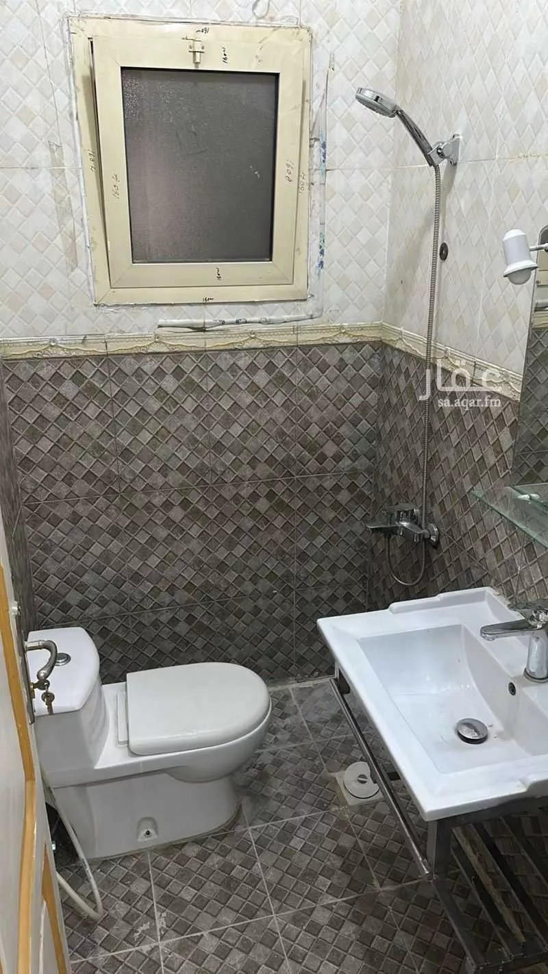 شقة 3 غرف في الورود 8