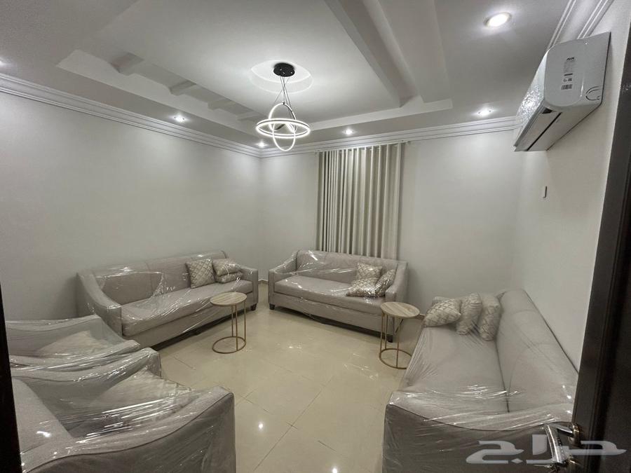 شقة 6 غرف في المروة 7