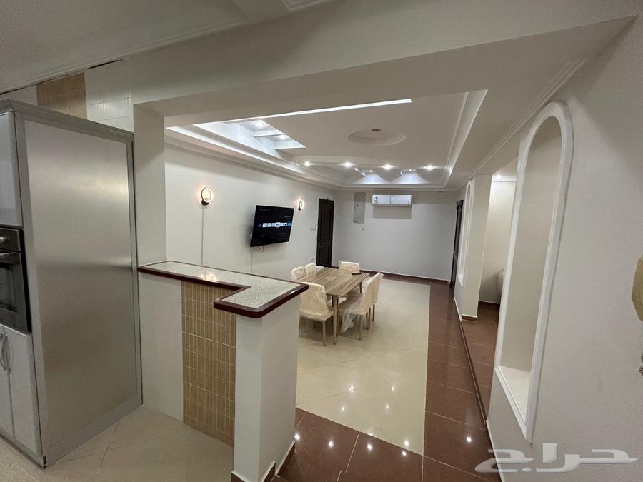 شقة 6 غرف في المروة 9