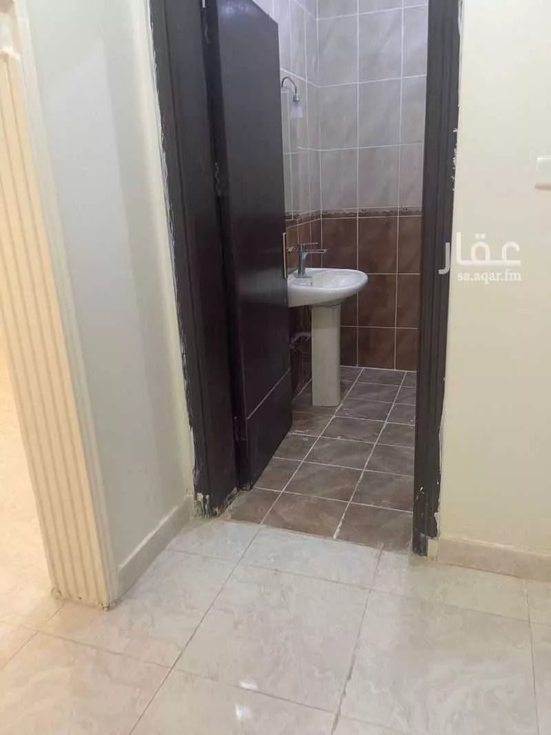 شقة 5 غرف في الفلاح 4