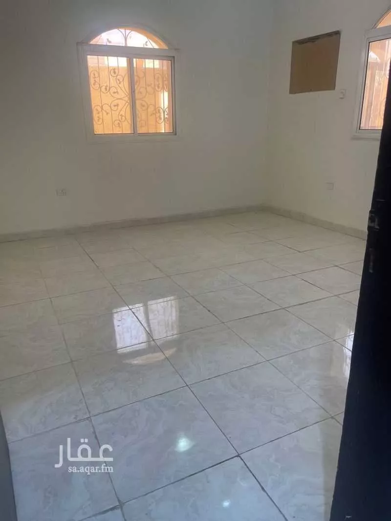 شقة 5 غرف في الفلاح 5