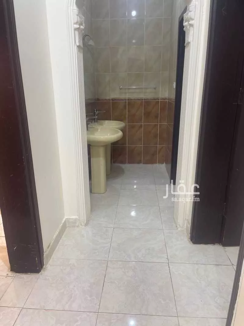 شقة 5 غرف في الفلاح 7