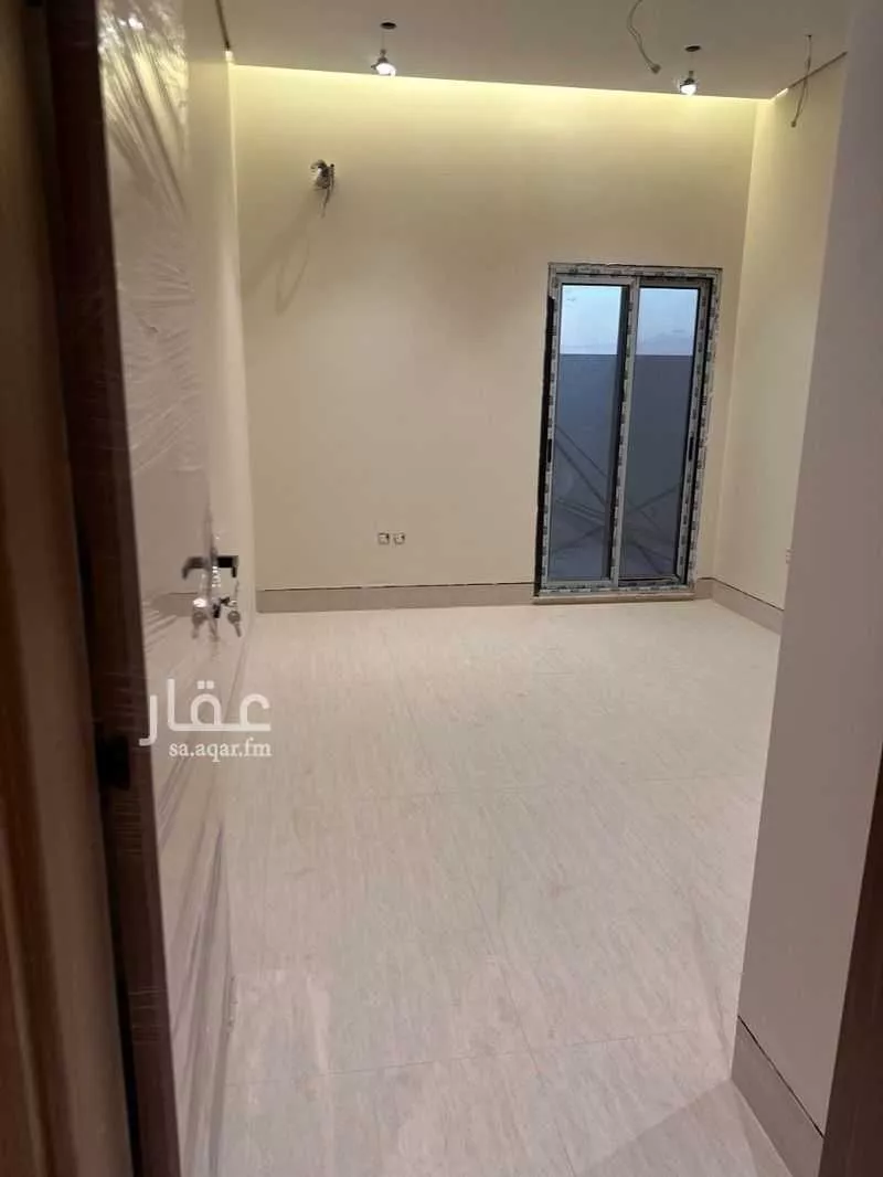 3 bedroom apartment in Az Zomorod 7