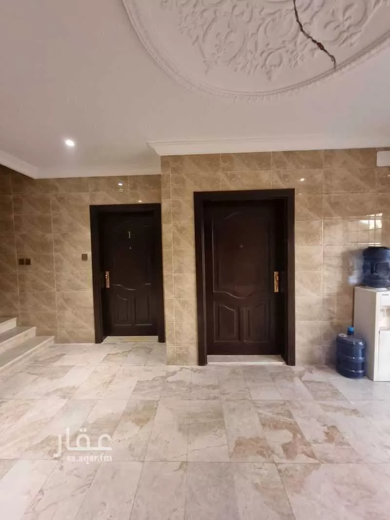 625 sqm building in Al Falah 7