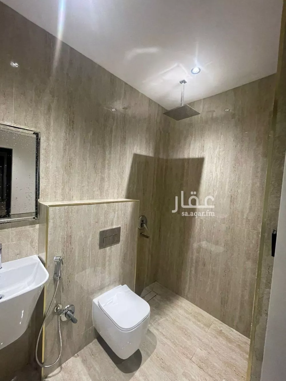 شقة 3 غرف في ضاحية الملك فهد 3