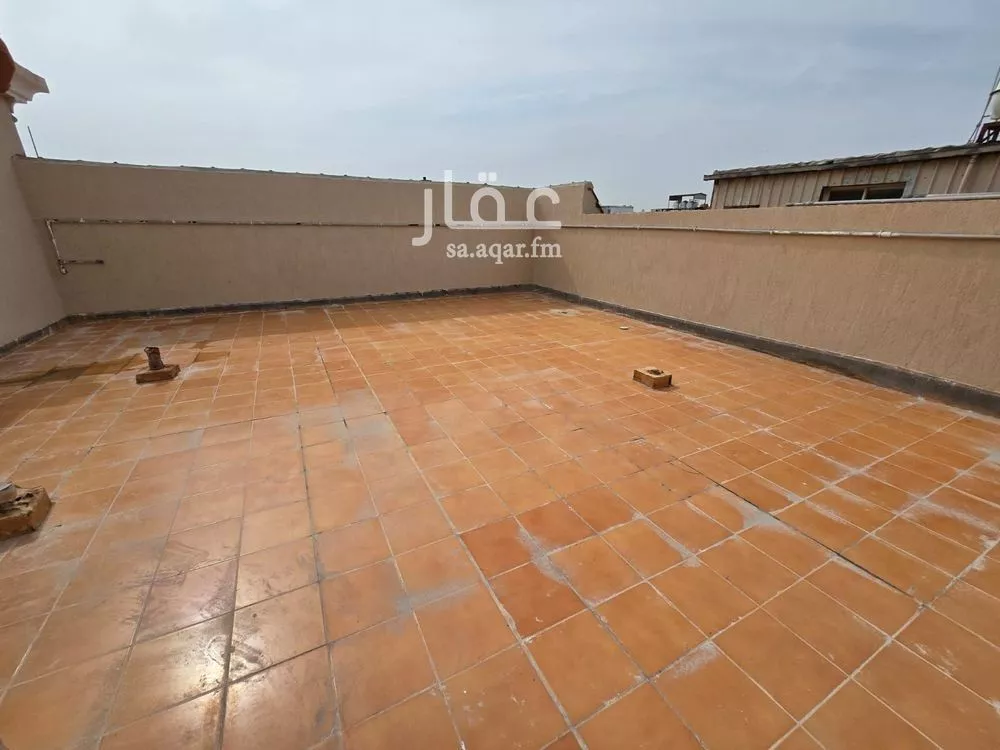 شقة 7 غرف في بدر 22