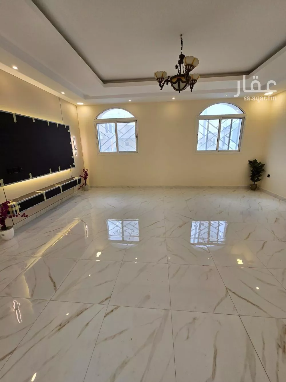 شقة 7 غرف في بدر 8