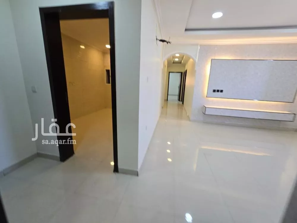 شقة 4 غرف في النور 2