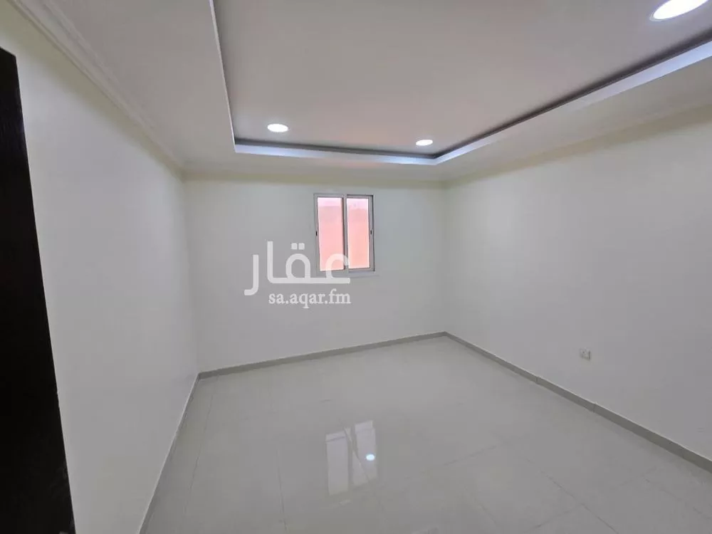 شقة 4 غرف في النور 11