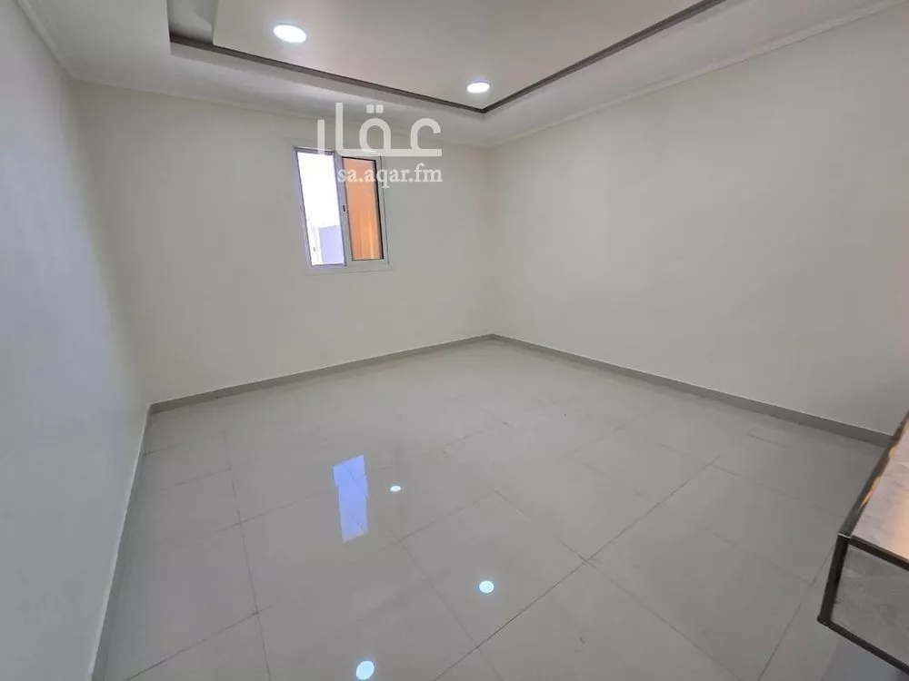 شقة 4 غرف في النور 17