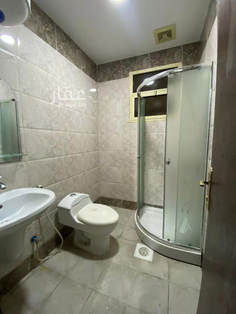 شقة 1 غرف في النور 5