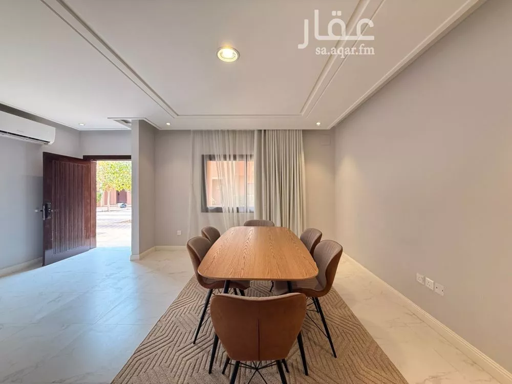 فيلا 3 غرف في النخيل 3