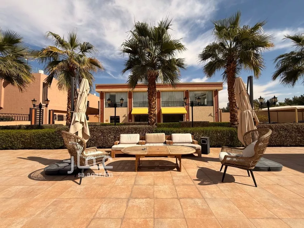 فيلا 3 غرف في النخيل 26