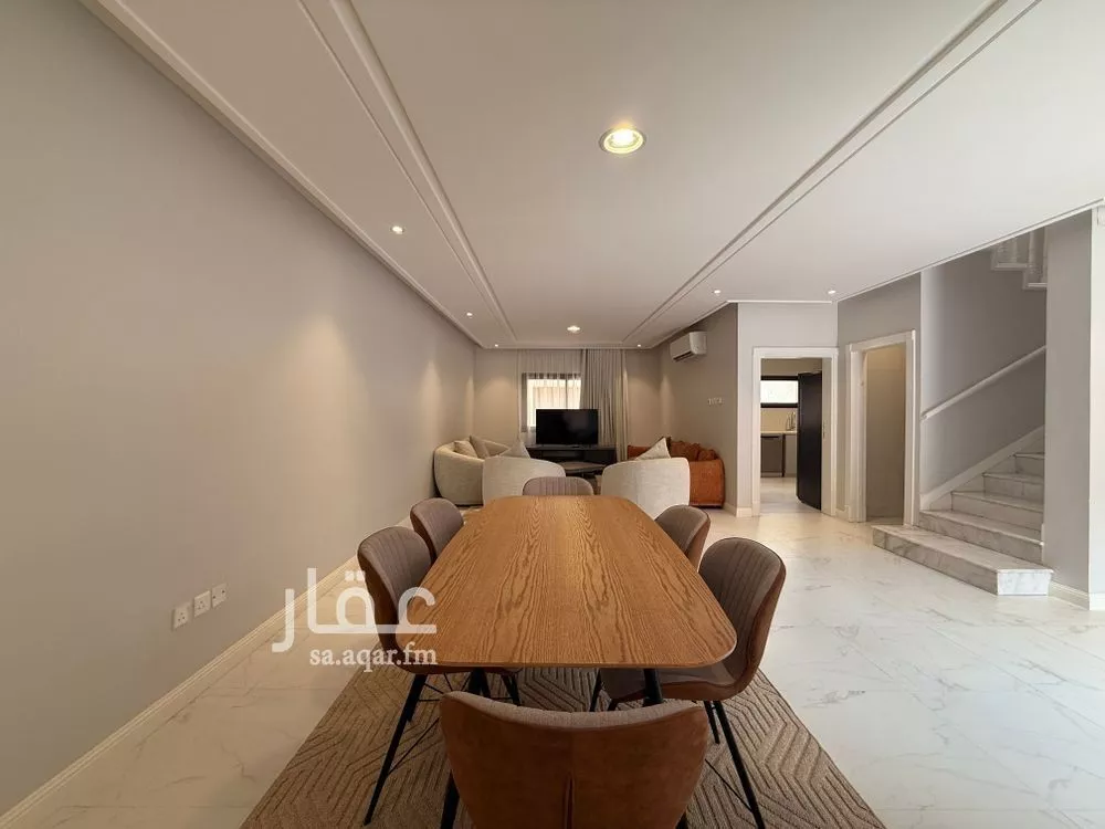 فيلا 3 غرف في النخيل 4