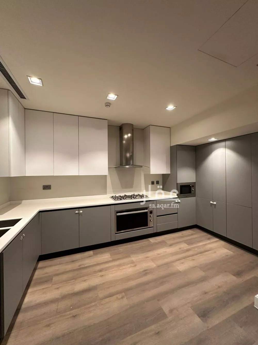 فيلا 4 غرف في المونسية 13