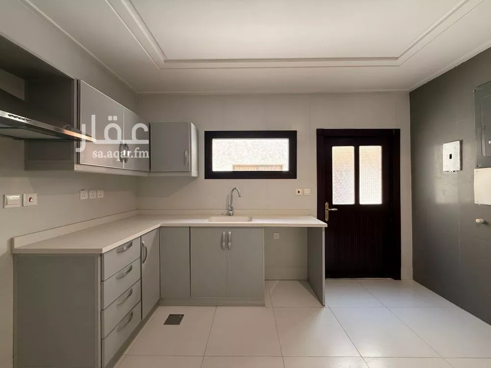 فيلا 3 غرف في النخيل 16