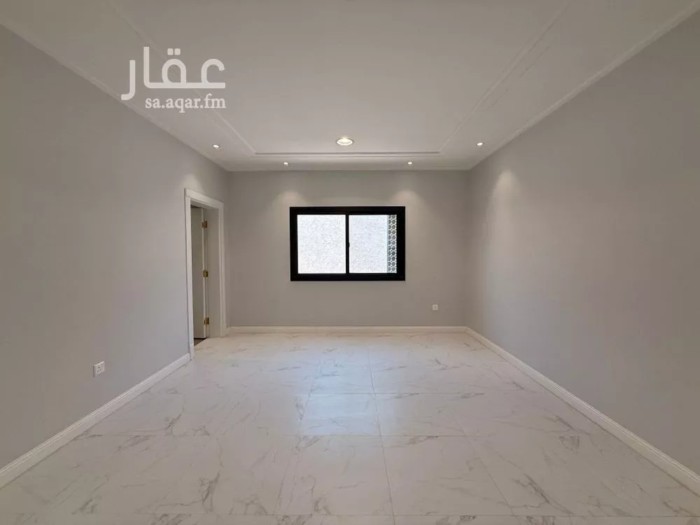 فيلا 3 غرف في النخيل 20