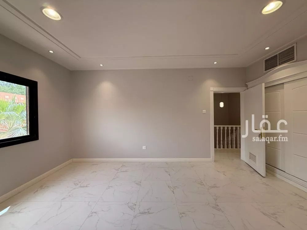 فيلا 3 غرف في النخيل 23