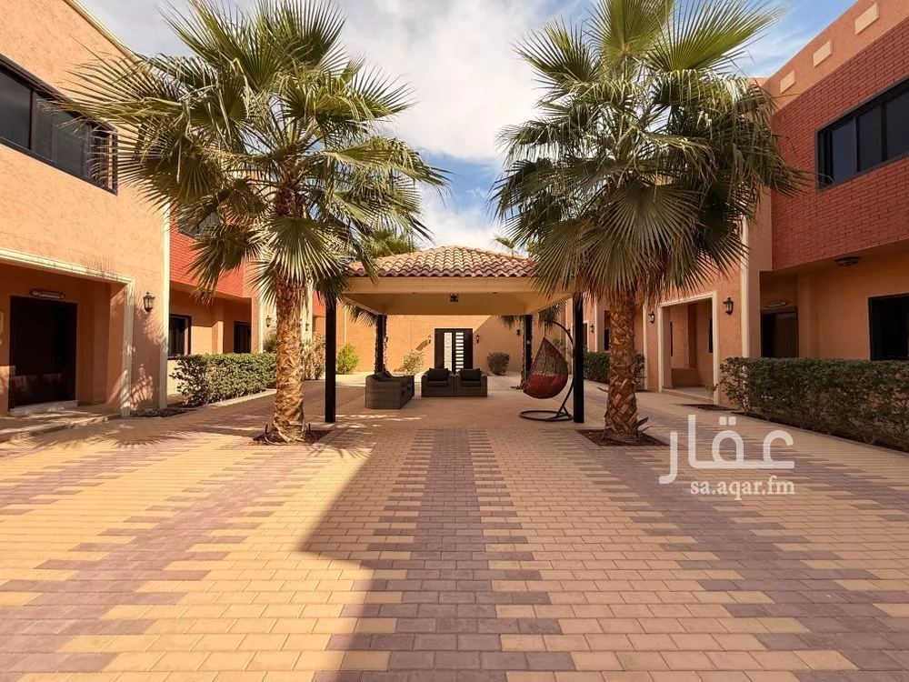 فيلا 3 غرف في النخيل 5