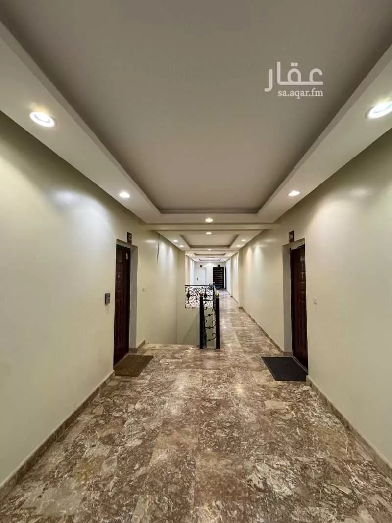 شقة 5 غرف في النخيل 3