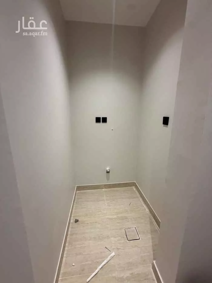 شقة 4 غرف في المنتزة 2