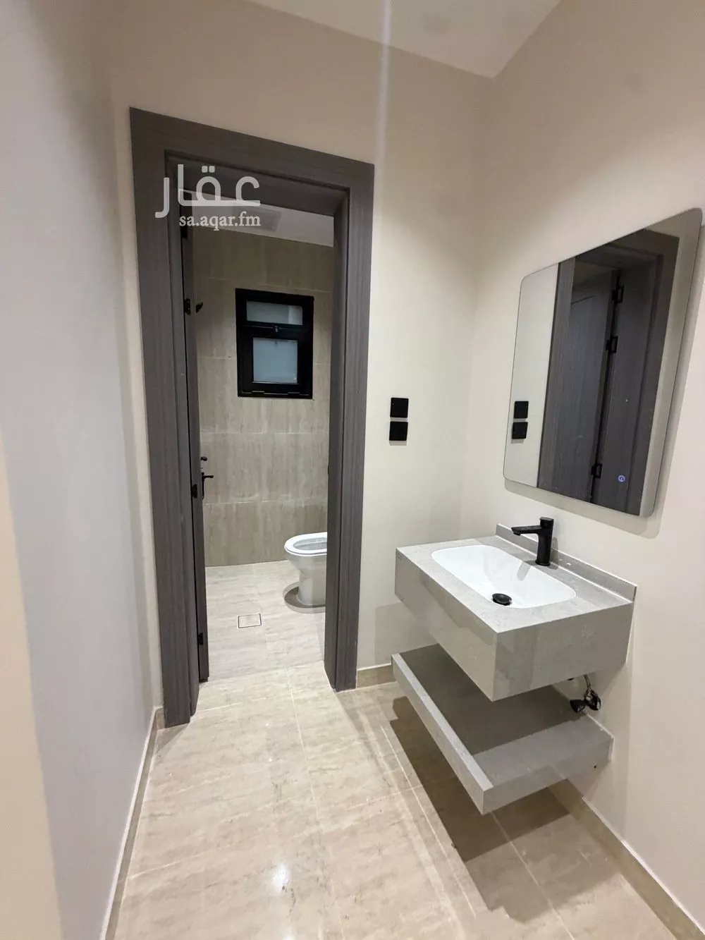 شقة 4 غرف في المنتزة 4