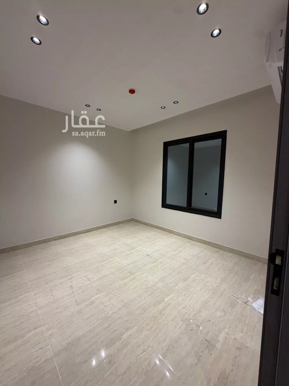 شقة 4 غرف في المنتزة 10