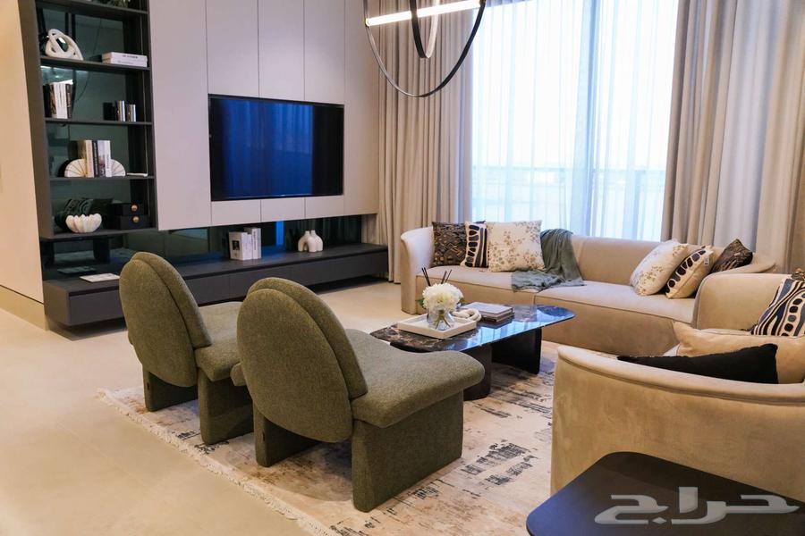 شقة 3 غرف في السيف 10