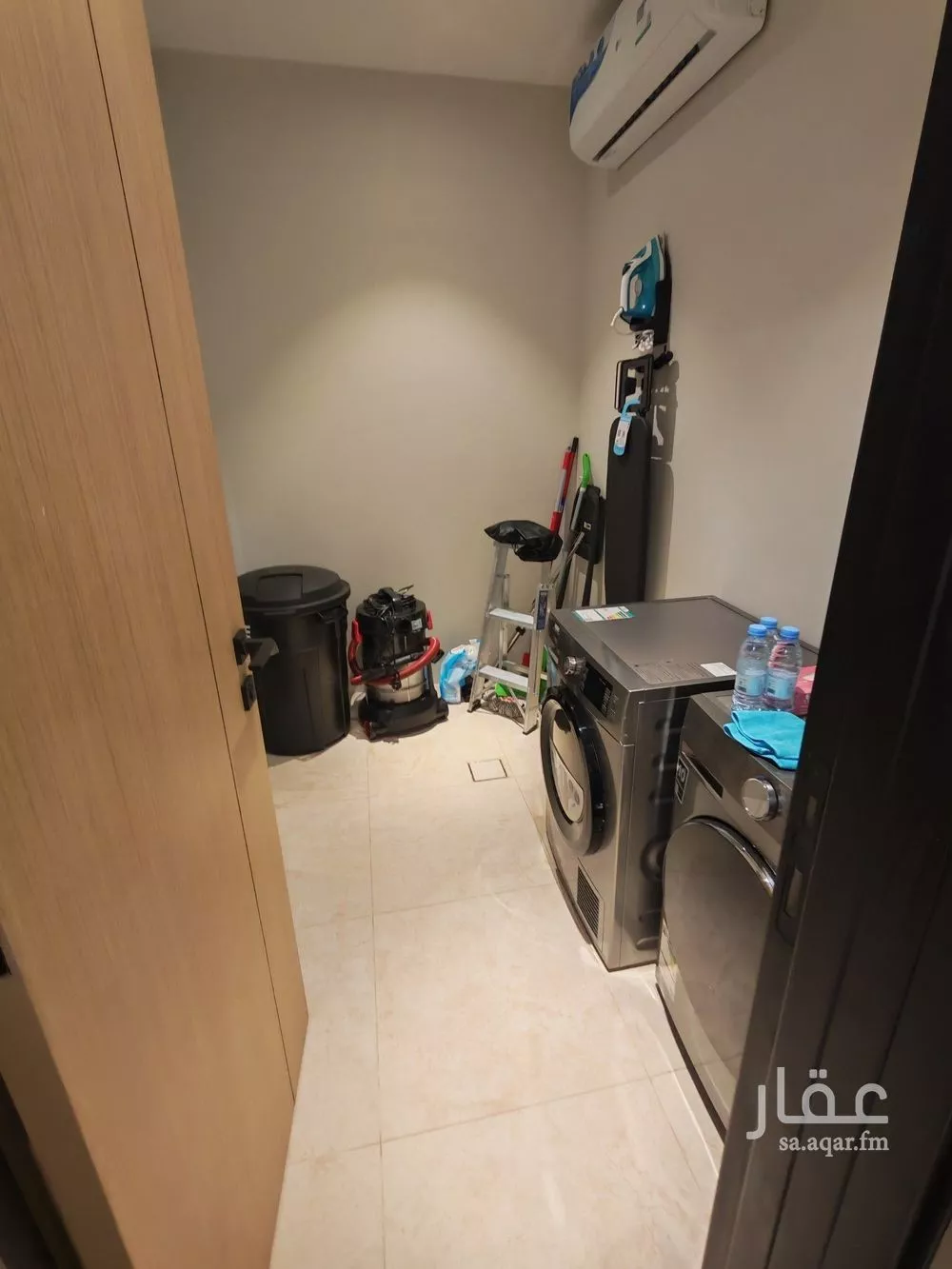 4 bedroom floor in Al Aridh 11