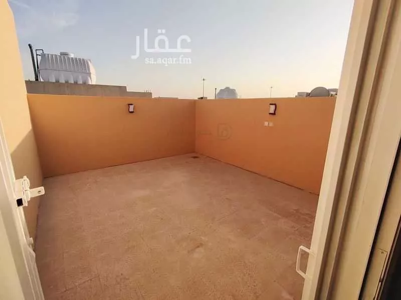 فيلا 8 غرف في التعاون 15