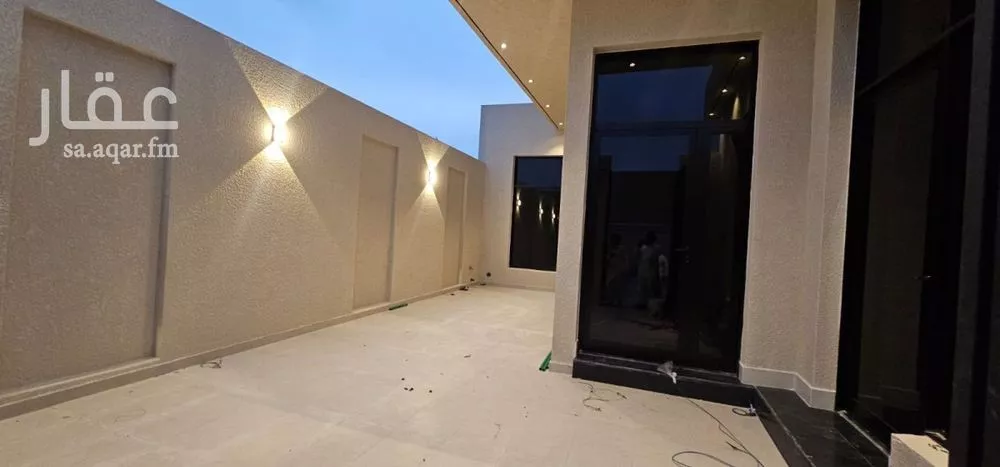 فيلا 4 غرف في العارض 14