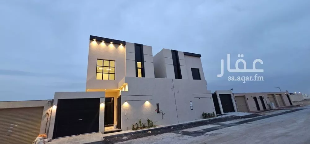 فيلا 4 غرف في العارض 4