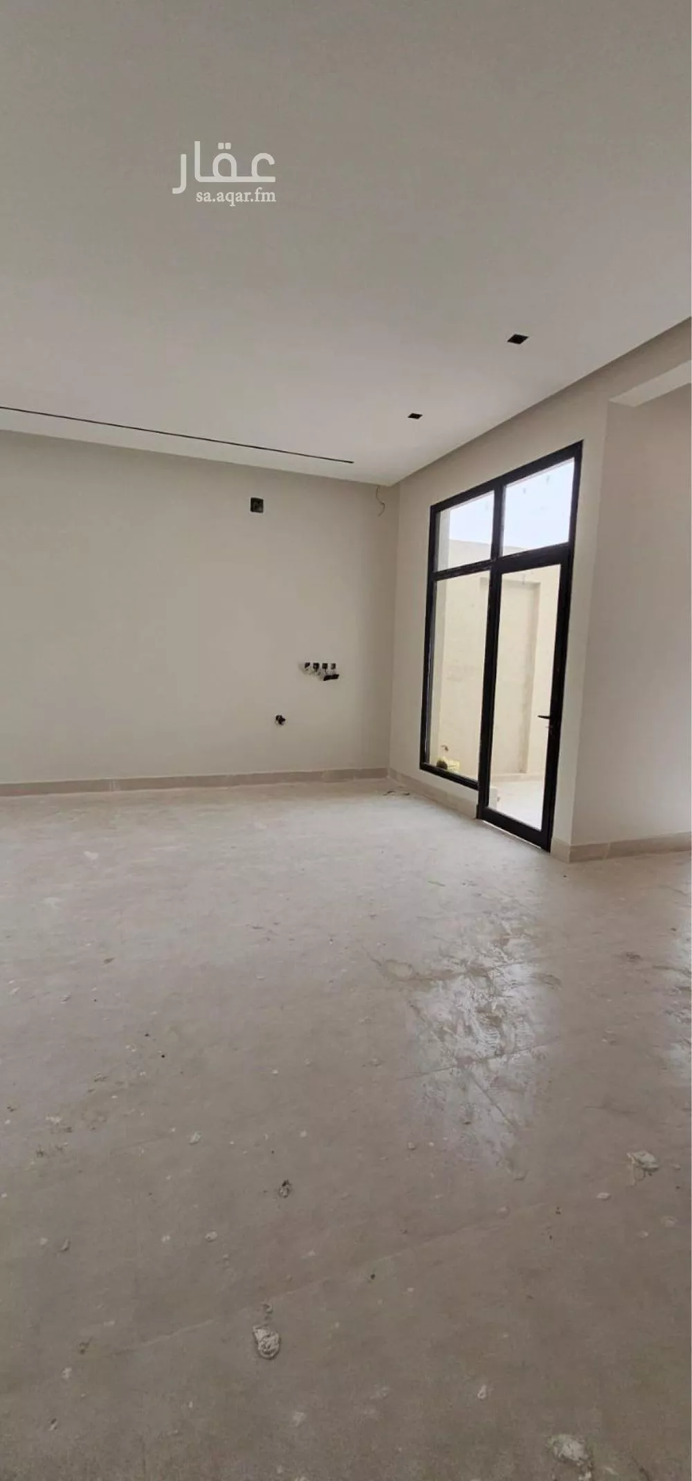 فيلا 4 غرف في العارض 6