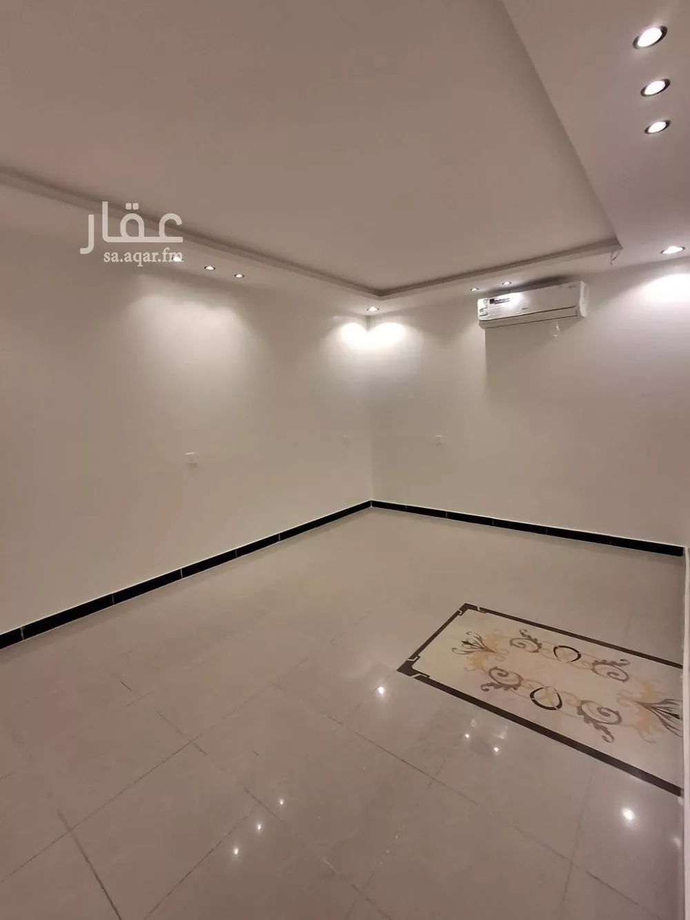 شقة 1 غرف في العليا 8