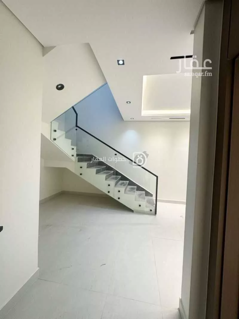 فيلا 4 غرف في المنار 5