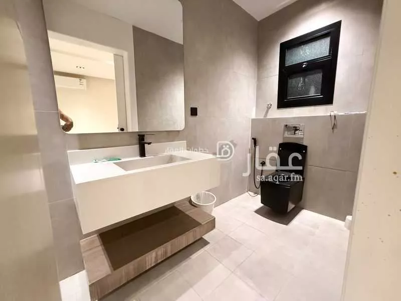 فيلا 6 غرف في العارض 7