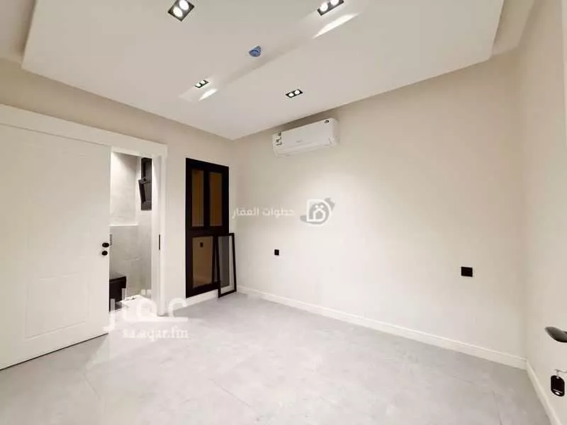 فيلا 6 غرف في العارض 9