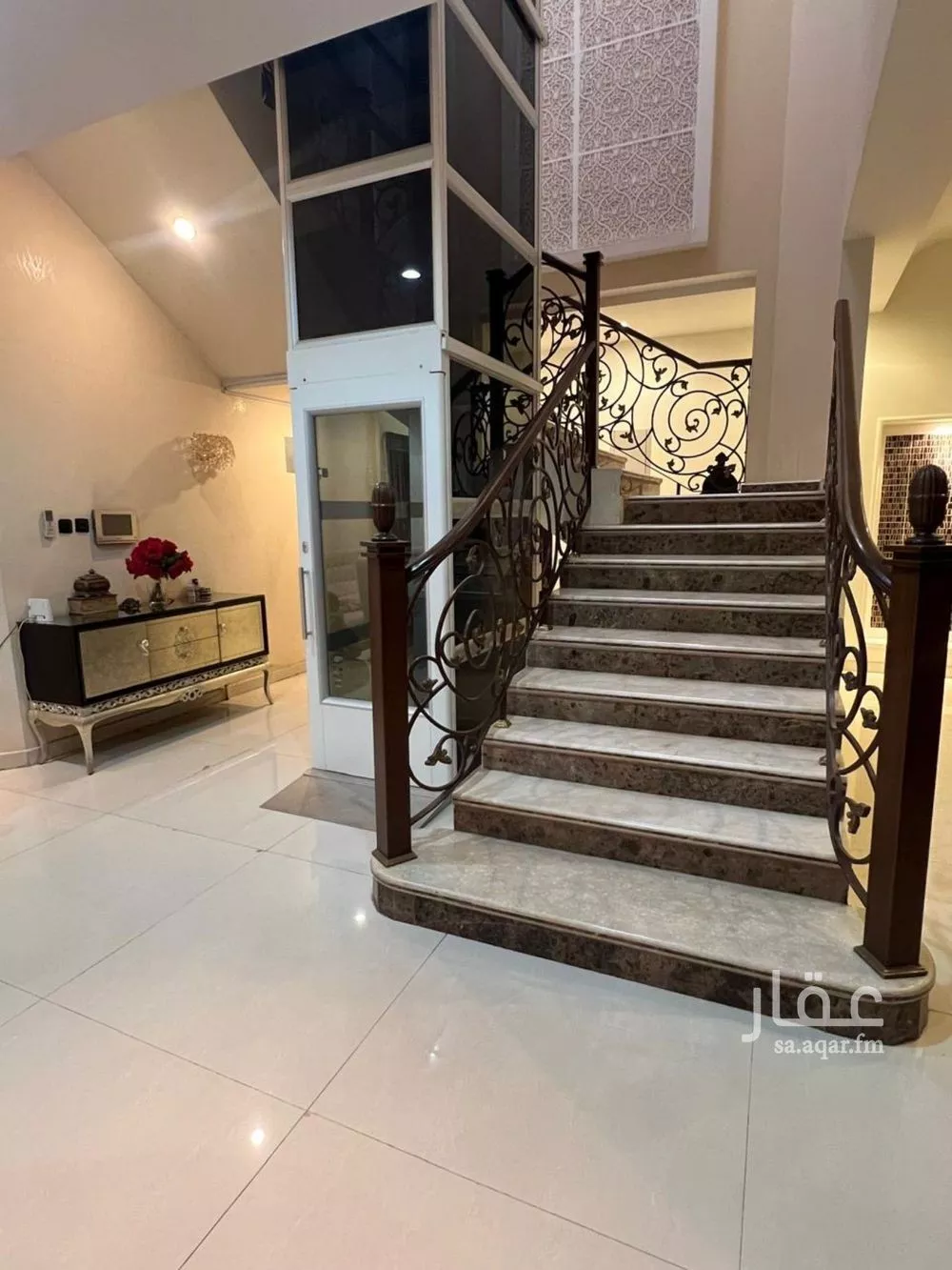 فيلا 9 غرف في الياسمين 3